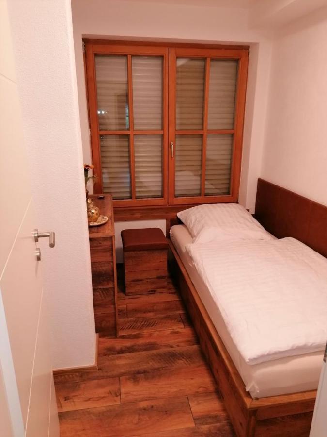 Ferienwohnung Helli ไทเซนดอร์ฟ ภายนอก รูปภาพ