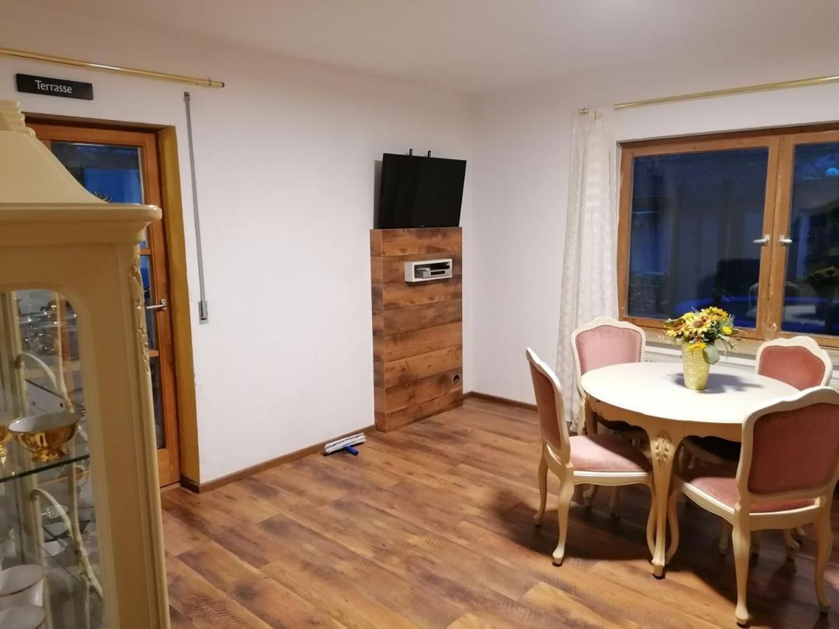 Ferienwohnung Helli ไทเซนดอร์ฟ ภายนอก รูปภาพ